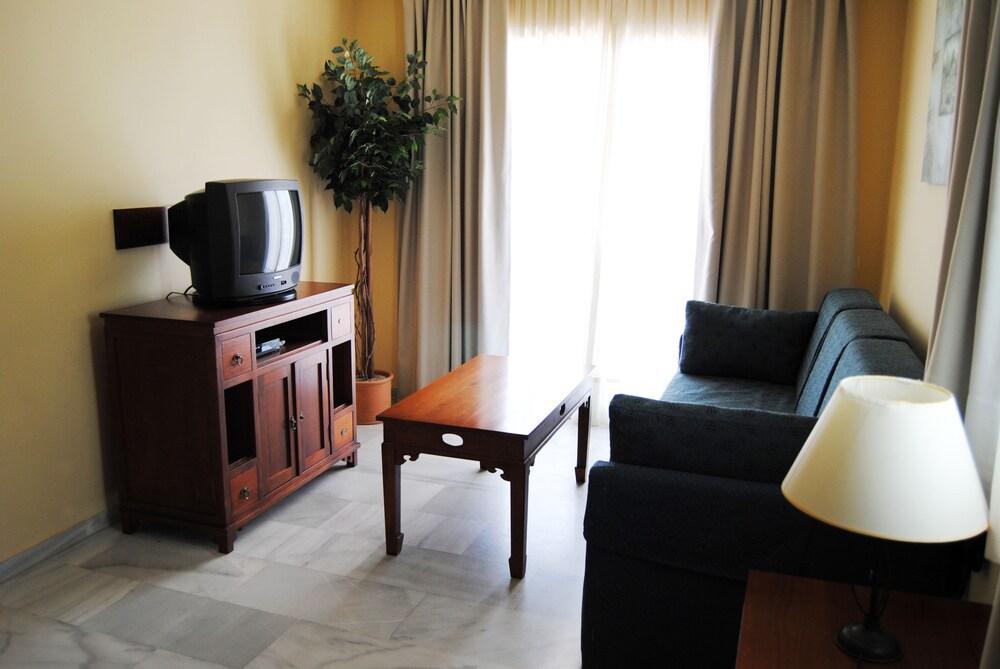 Anoreta Suites รินกอนเดลาวิกตอเรีย ภายนอก รูปภาพ